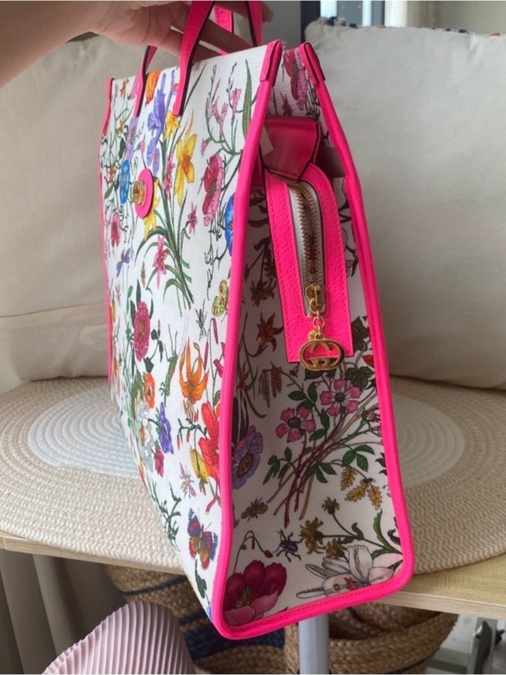 Authentic Gucci Floral Canvas Tote with Hot Pink Trim - Picture 4 of 13